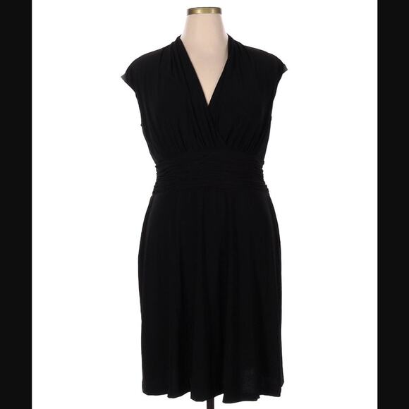 Black Label by Evan Picone Women's V-Neck Sleeveless Black Size 8 - Picture 1 of 9